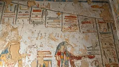 O descoperire fără precedent în Valea Regilor: acum două mii de ani, un călător din India și-a lăsat numele în mai multe morminte ale faraonilor.